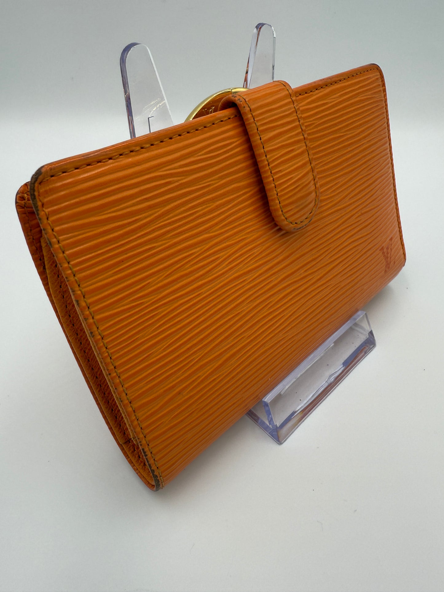 Louis Vuitton Rare Orange Epi Leather Kisslock MI1013