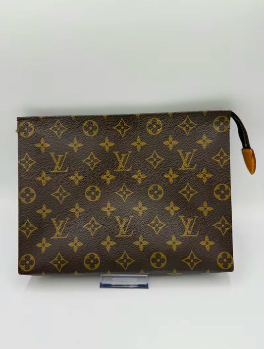 Louis Vuitton Coated Canvas Monogram Toiletry 26 cm 863AH