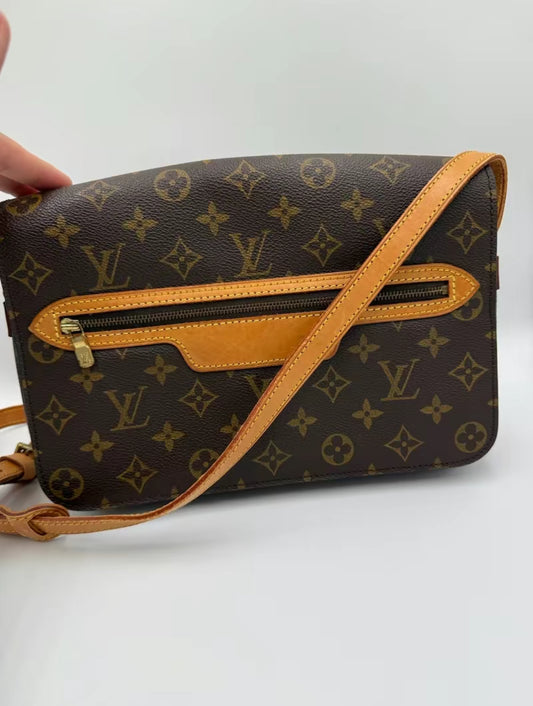 Louis Vuitton Monogram Coated Canvas St Germaine NO0906