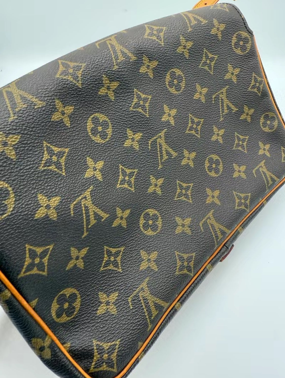 Louis Vuitton Monogram Coated Canvas St Germaine NO0906