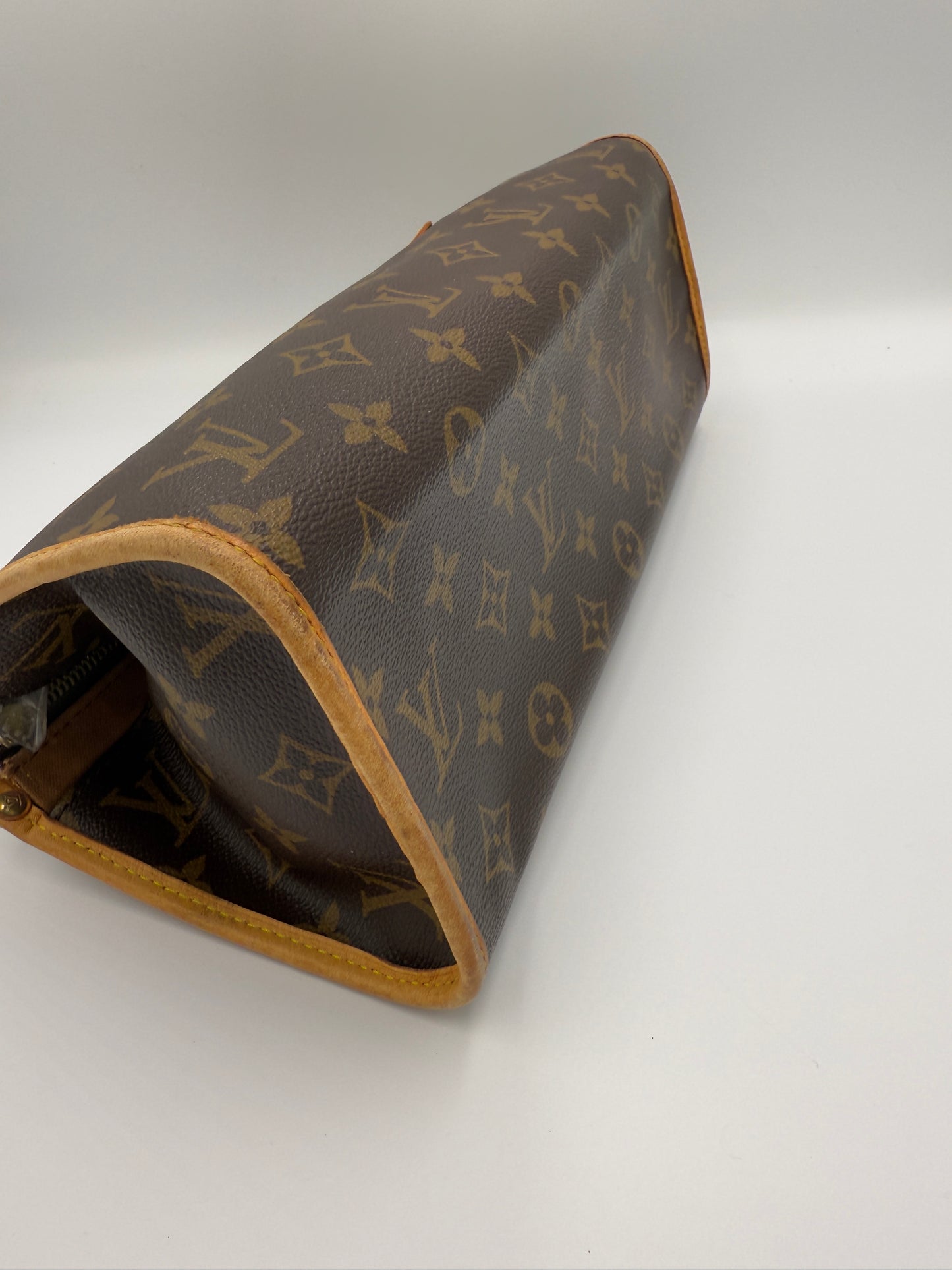 Louis Vuitton Monogram Popincourt VI0075