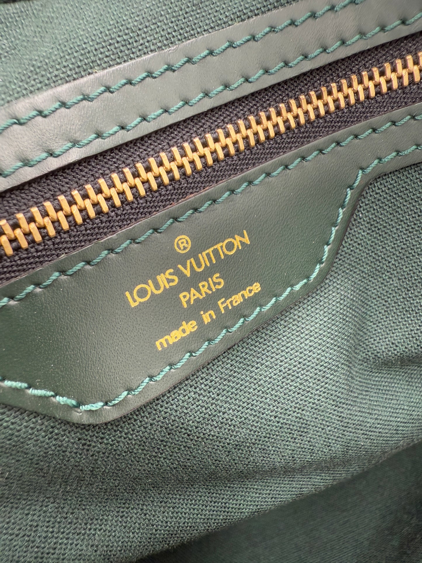 Louis Vuitton Green Taiga Leather Multi-Use Bag SP0042