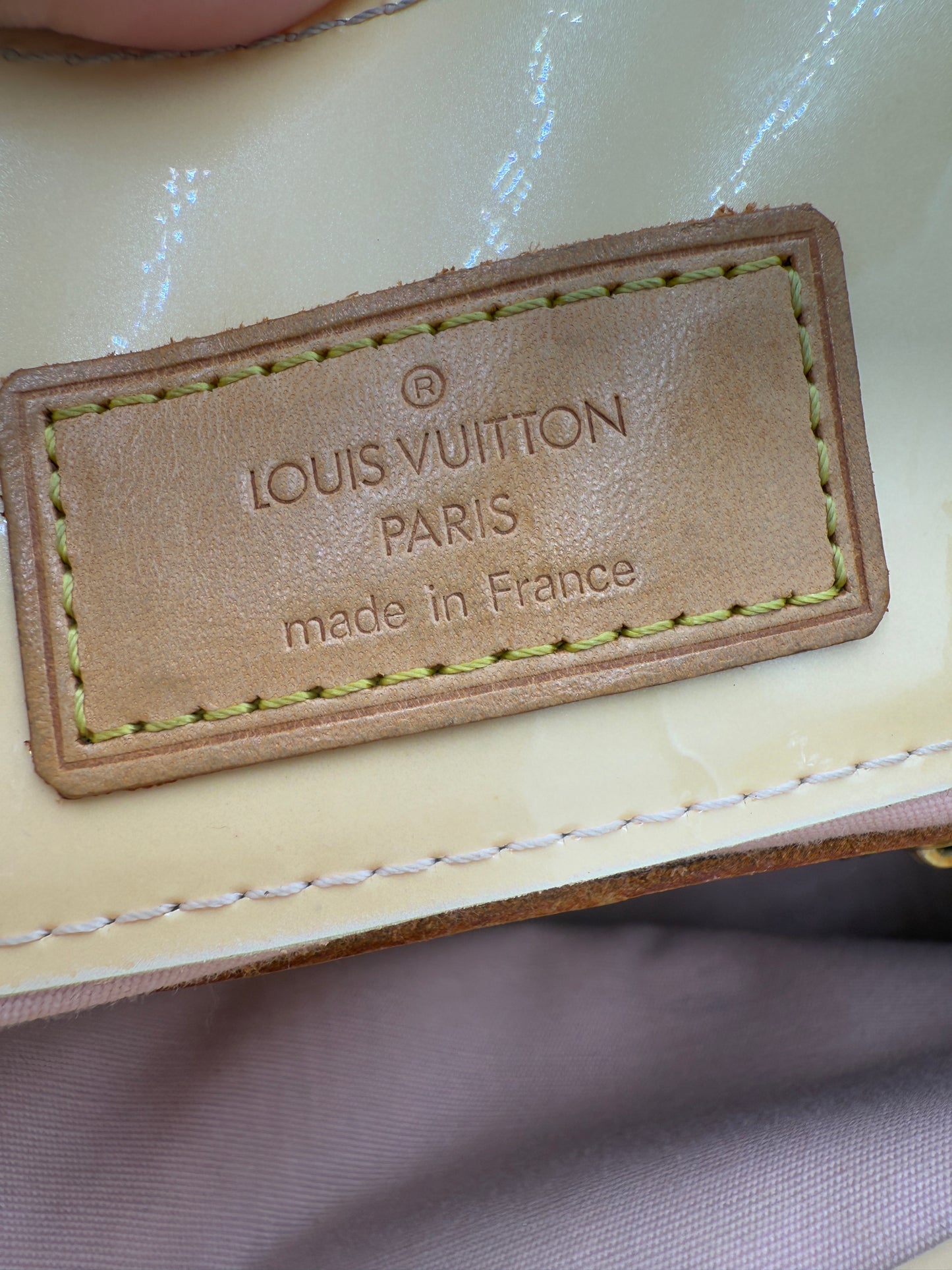 Louis Vuitton Monogram Vernis Cream Reade PM MI0094