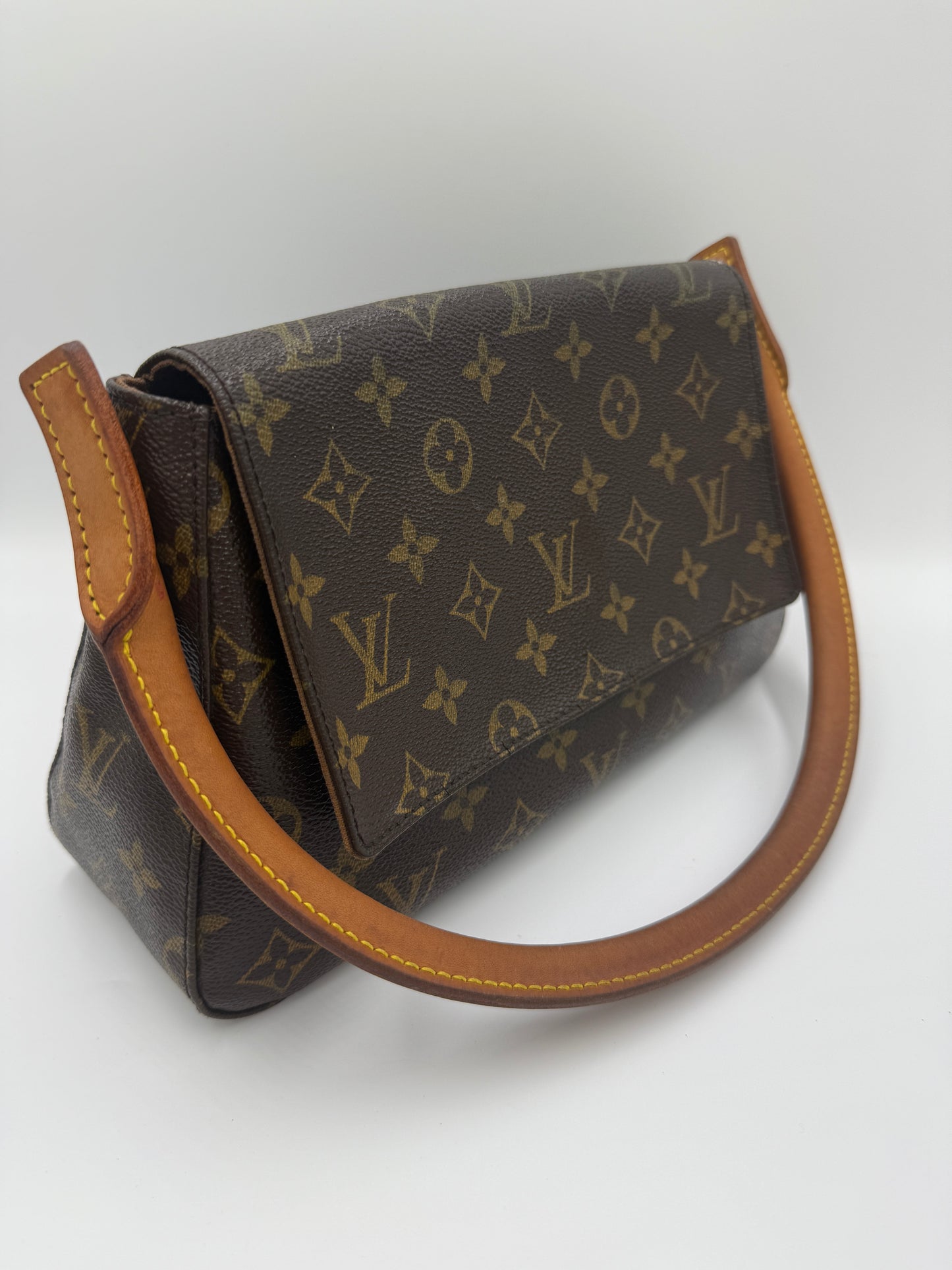 Louis Vuitton Monogram Coated Canvas Looping PM DU0013