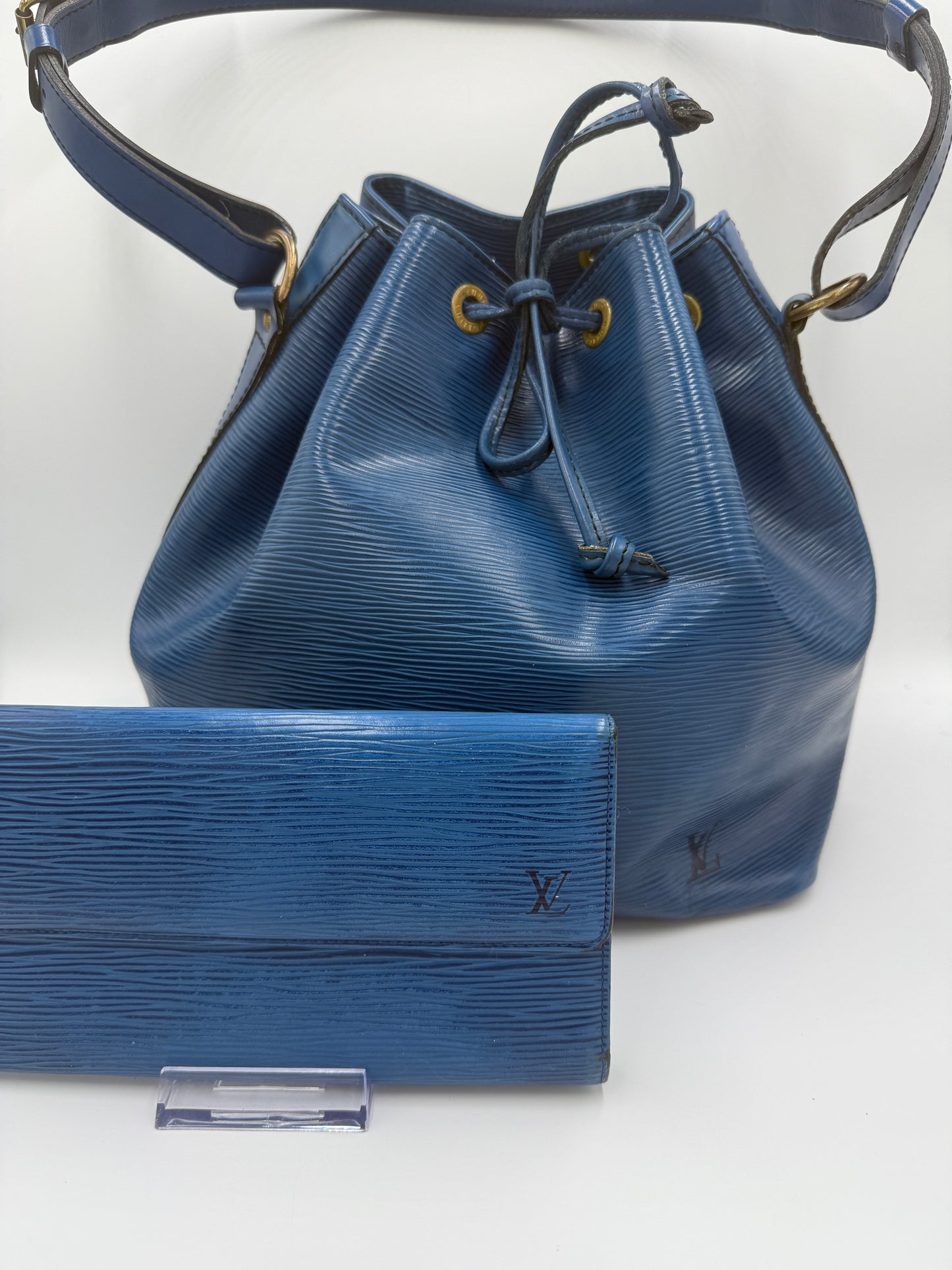 Louis Vuitton Blue Epi Leather Noe Bag & Blue Epi Sarah Wallet A20962