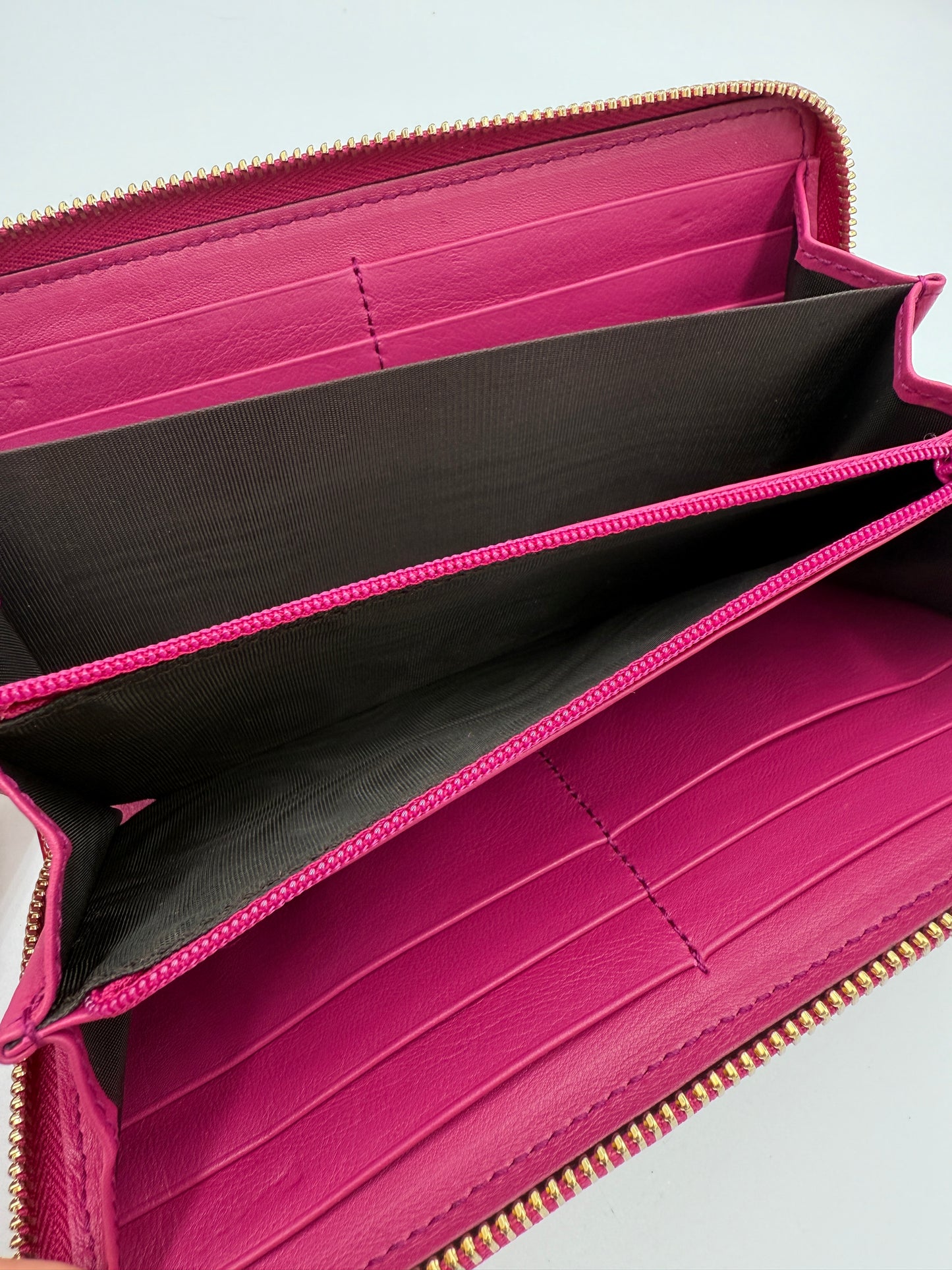 Gucci Soho Patent Leather Magenta Zippy Long Wallet